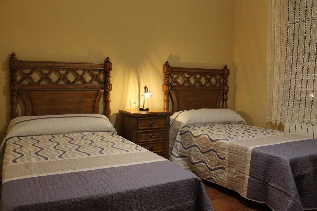Casa Rural Senorio De Quevedo วิลยานูเอวา เด ลอส อินฟานเตส ภายนอก รูปภาพ