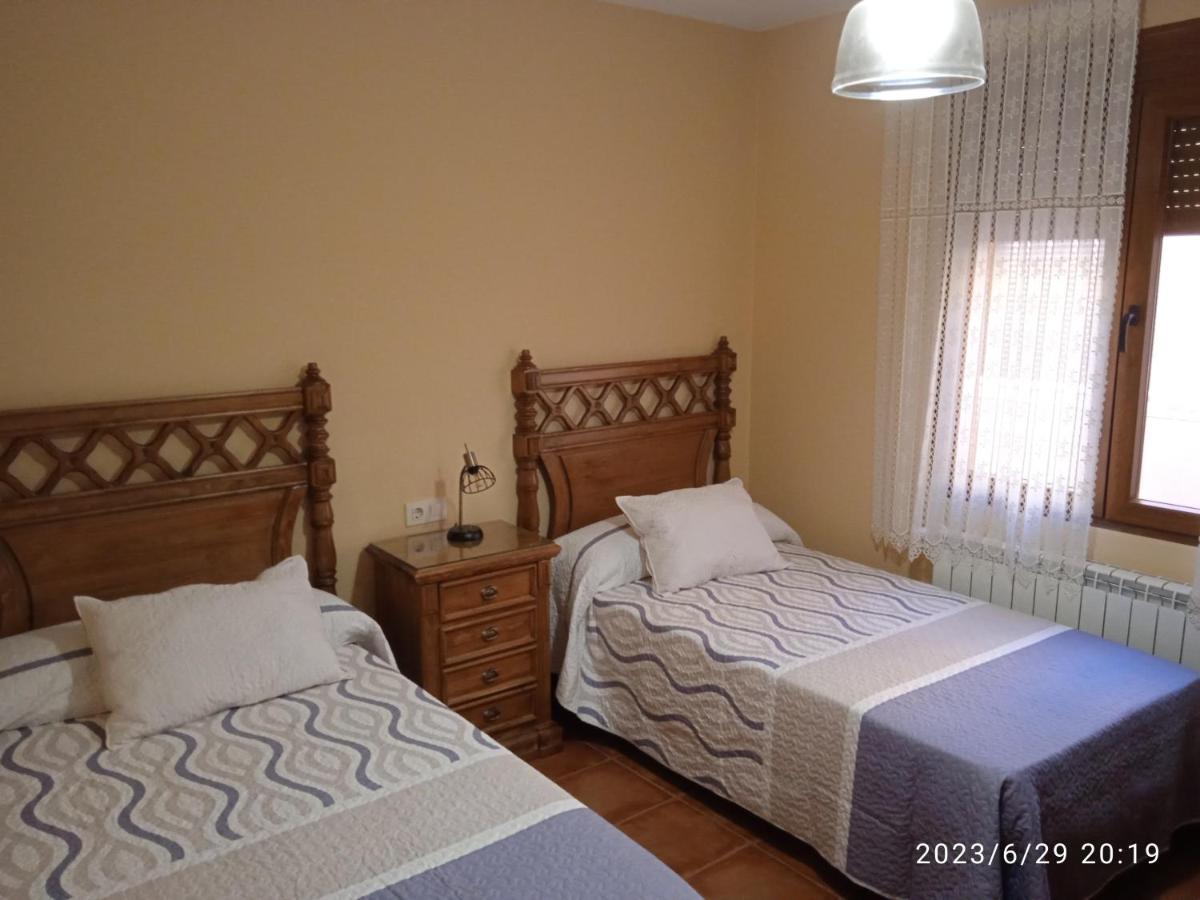 Casa Rural Senorio De Quevedo วิลยานูเอวา เด ลอส อินฟานเตส ภายนอก รูปภาพ