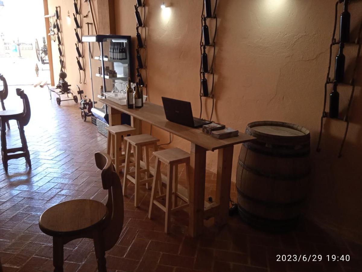 Casa Rural Senorio De Quevedo วิลยานูเอวา เด ลอส อินฟานเตส ภายนอก รูปภาพ